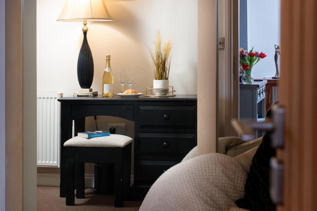 Number 3 Pier Road Apartment Whitby Eksteriør bilde